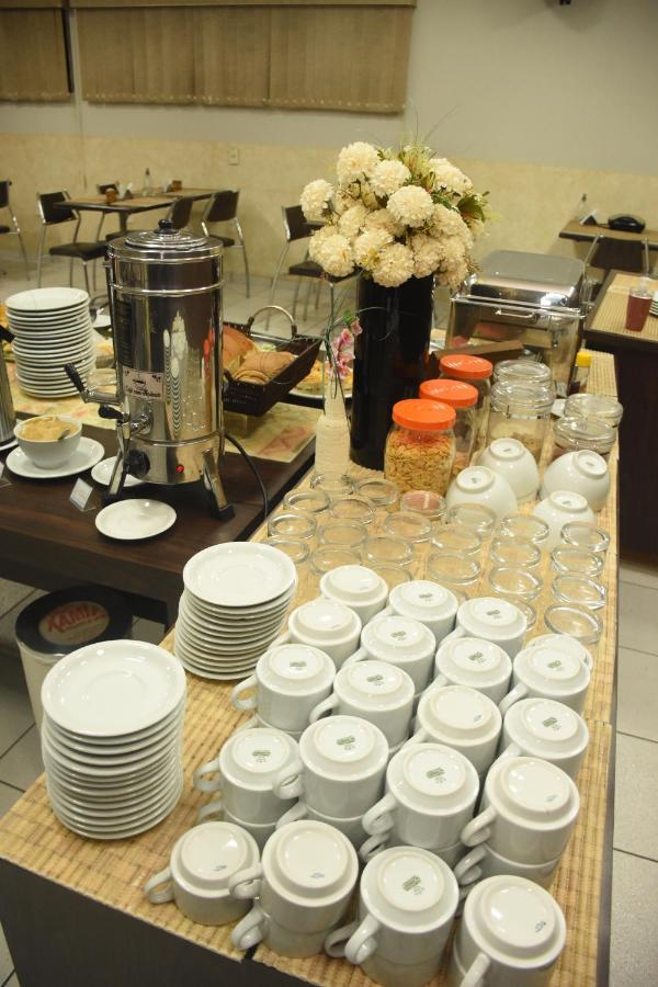 Larison - Hotel Ji-Paraná