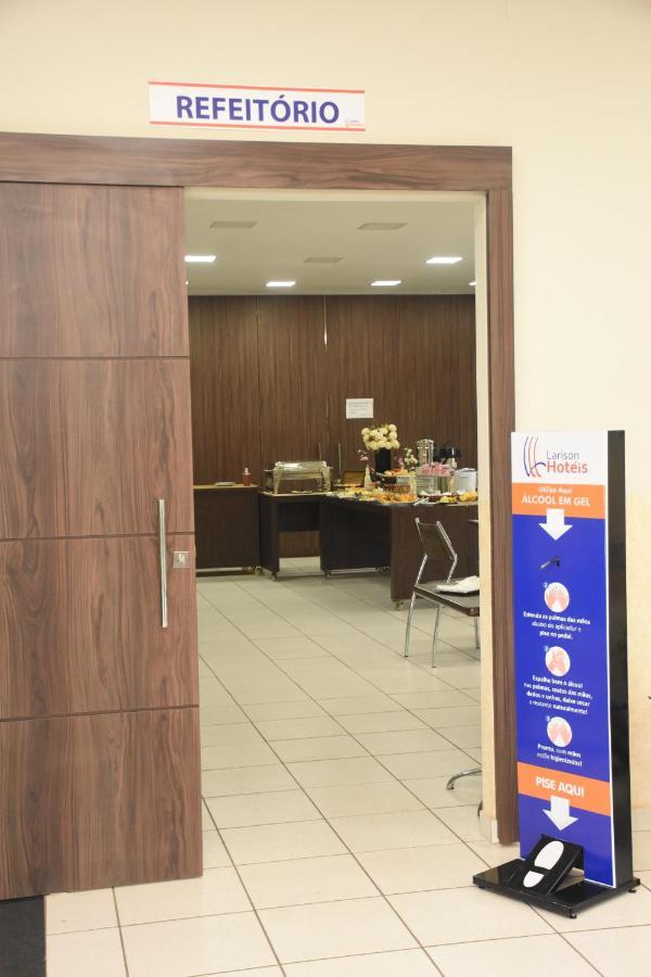 Larison -