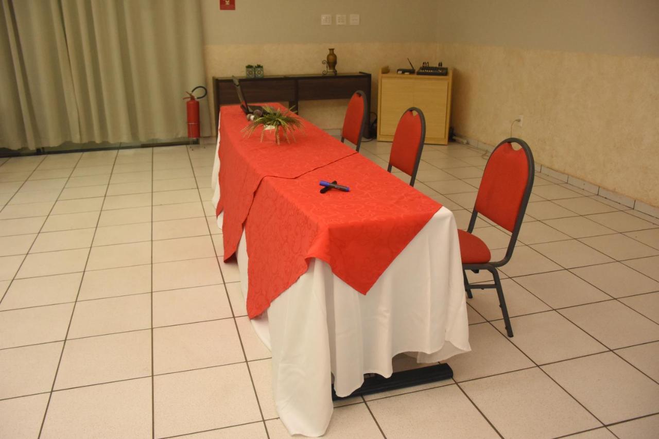 Larison - Hotel