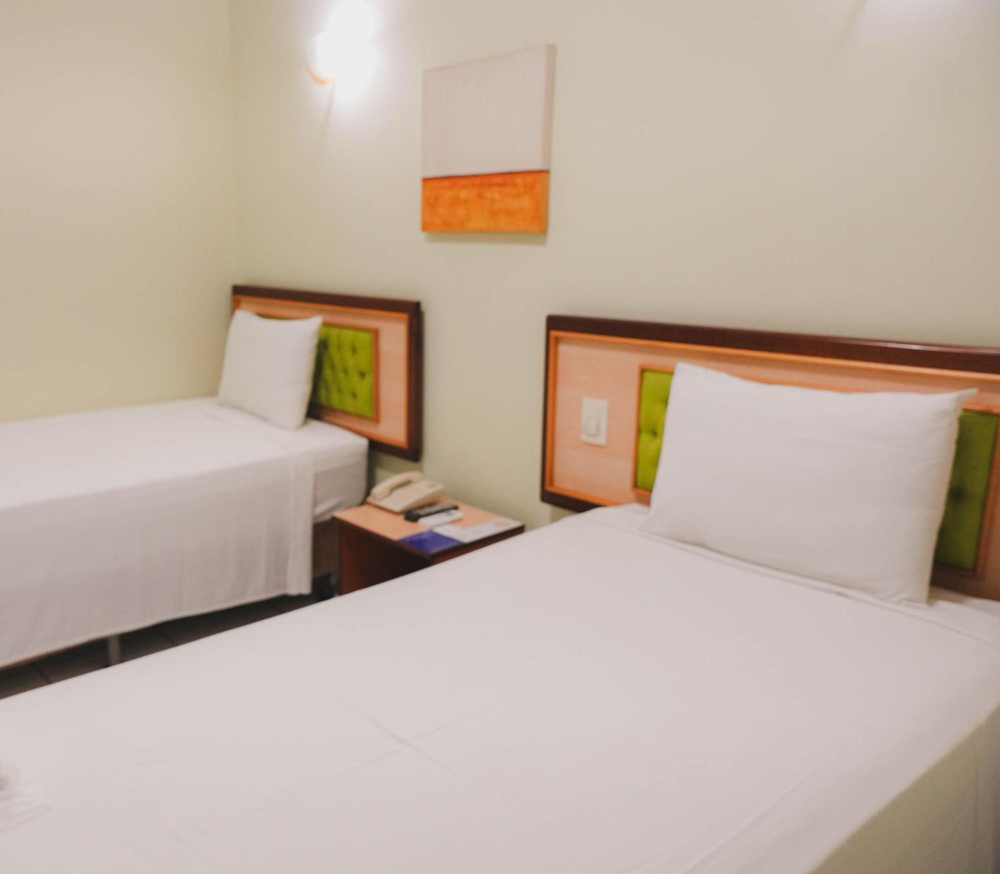 Larison -