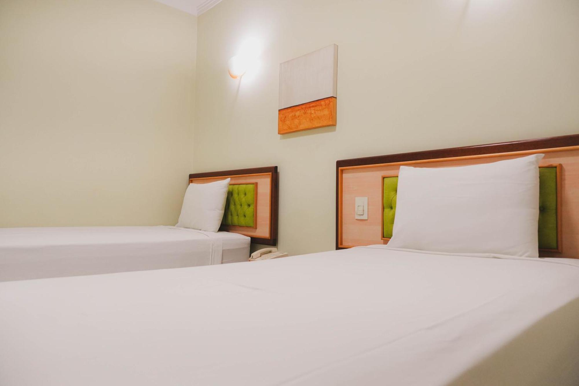 Larison - Hotel 2*