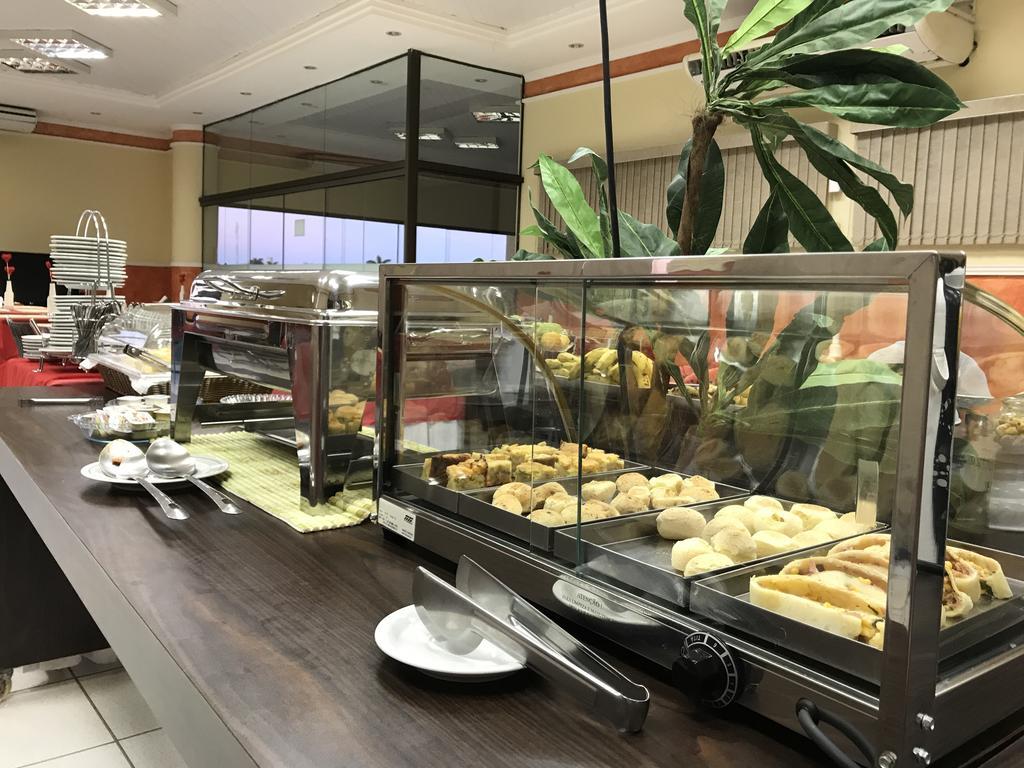 Larison - Hotel Ji-Paraná